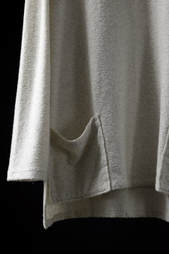 Load image into Gallery viewer, ISAMU KATAYAMA BACKLASH RANDOM PILE FABRIC LONG SLEEVE CUT & SEWN (BEIGE)