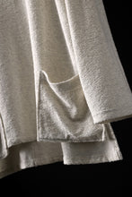 Load image into Gallery viewer, ISAMU KATAYAMA BACKLASH RANDOM PILE FABRIC LONG SLEEVE CUT & SEWN (BEIGE)