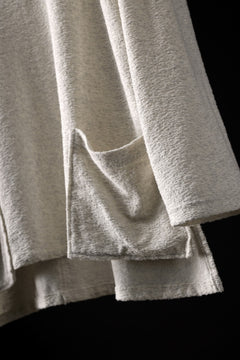 Load image into Gallery viewer, ISAMU KATAYAMA BACKLASH RANDOM PILE FABRIC LONG SLEEVE CUT & SEWN (BEIGE)