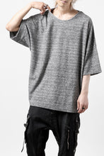 Load image into Gallery viewer, ISAMU KATAYAMA BACKLASH RANDOM PILE FABRIC SHORT SLEEVE CUT & SEWN (GREY)