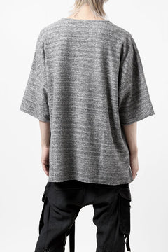 Load image into Gallery viewer, ISAMU KATAYAMA BACKLASH RANDOM PILE FABRIC SHORT SLEEVE CUT & SEWN (GREY)
