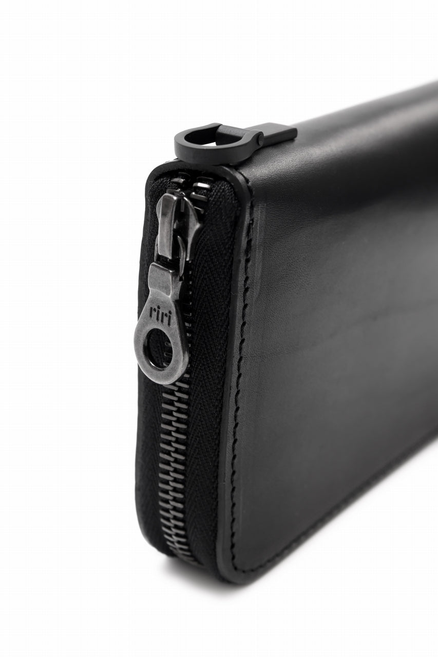 Load image into Gallery viewer, ISAMU KATAYAMA BACKLASH ROUND FASTNER WALLET / GUIDI OILED-CALF (BLACK)