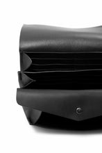 Load image into Gallery viewer, ISAMU KATAYAMA BACKLASH LONG FOLD WALLET / GUIDI OILED-CALF (BLACK)