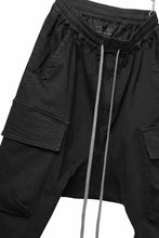 画像をギャラリービューアに読み込む, A.F ARTEFACT EASY SARROUEL CARGO PANTS / HI-STRETCH DENIM (BLACK)