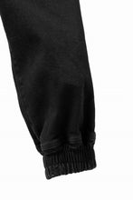 画像をギャラリービューアに読み込む, A.F ARTEFACT EASY SARROUEL CARGO PANTS / HI-STRETCH DENIM (BLACK)