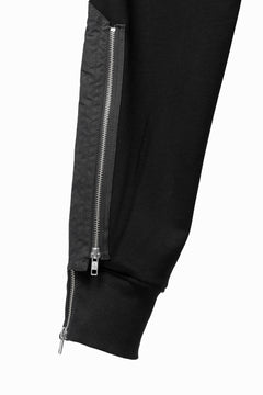 画像をギャラリービューアに読み込む, A.F ARTEFACT ZIPPER CUFF PANTS / COTTON SWEAT (BLACK)