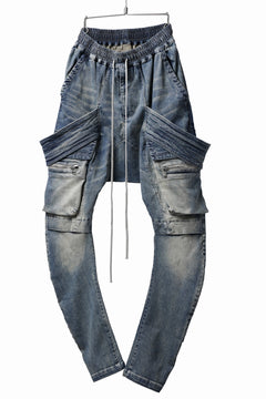 画像をギャラリービューアに読み込む, A.F ARTEFACT FLAP-DETAIL SLIM CARGO PANTS / FADED AGEING DENIM (BLUE)