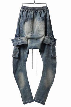画像をギャラリービューアに読み込む, A.F ARTEFACT FLAP-DETAIL SLIM CARGO PANTS / FADED AGEING DENIM (BLUE)