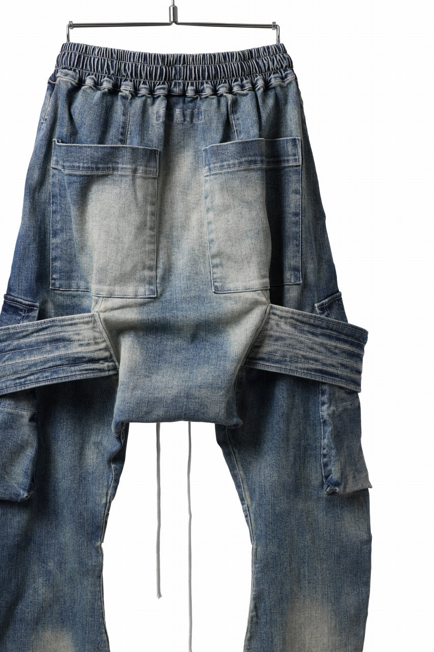 画像をギャラリービューアに読み込む, A.F ARTEFACT FLAP-DETAIL SLIM CARGO PANTS / FADED AGEING DENIM (BLUE)