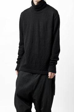画像をギャラリービューアに読み込む, KLASICA SMOKE SMOOTH TURTLE NECK PULL / JACQUARD KNIT JERSEY (BLACK)