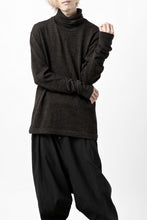 画像をギャラリービューアに読み込む, KLASICA SMOKE SMOOTH TURTLE NECK PULL / JACQUARD KNIT JERSEY (DARK OLIVE)