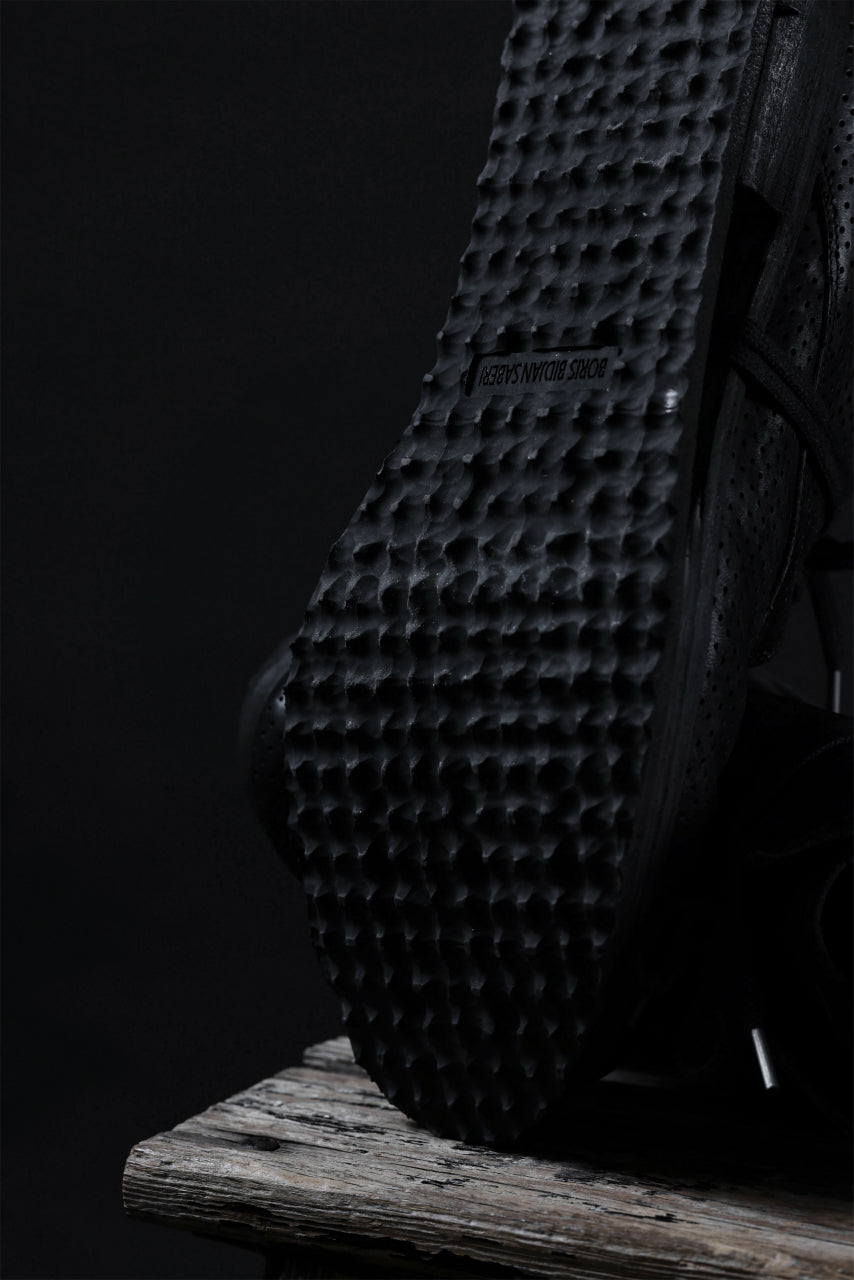 画像をギャラリービューアに読み込む, BORIS BIDJAN SABERI HORSE PUNCHING LEATHER DERBY SHOES / WASHED & HAND-TREATED "SHOE1-SIN" (BLACK)