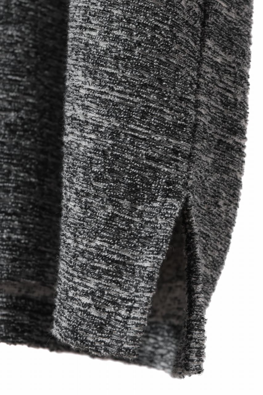 Load image into Gallery viewer, ISAMU KATAYAMA BACKLASH RANDOM PILE FABRIC SHORT SLEEVE CUT & SEWN (GREY)