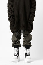 画像をギャラリービューアに読み込む, A.F ARTEFACT ZIP CARGO POCKET PANTS (KHAKI)