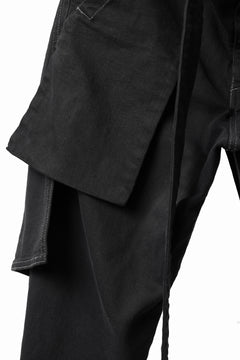 画像をギャラリービューアに読み込む, N/07 SEDITIOUS BONDAGE TROUSERS / BLEACHED BLACK DENIM (BLACK OVER DYED)
