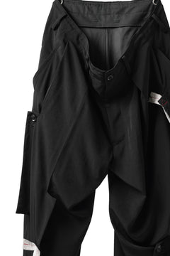 Load image into Gallery viewer, Y's BANG ON! No.125 ANCIENT TRIBE TAPE-STITCH FLUTTER PANTS (BLACK)