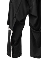 Load image into Gallery viewer, Y's BANG ON! No.125 ANCIENT TRIBE TAPE-STITCH FLUTTER PANTS (BLACK)