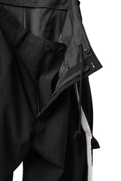 Load image into Gallery viewer, Y's BANG ON! No.125 ANCIENT TRIBE TAPE-STITCH FLUTTER PANTS (BLACK)