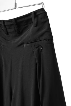 Load image into Gallery viewer, Y's BANG ON! No.125 ANCIENT TRIBE TAPE-STITCH FLUTTER PANTS (BLACK)