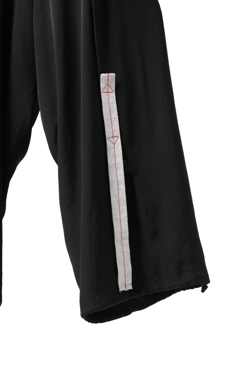 Load image into Gallery viewer, Y's BANG ON! No.125 ANCIENT TRIBE TAPE-STITCH FLUTTER PANTS (BLACK)