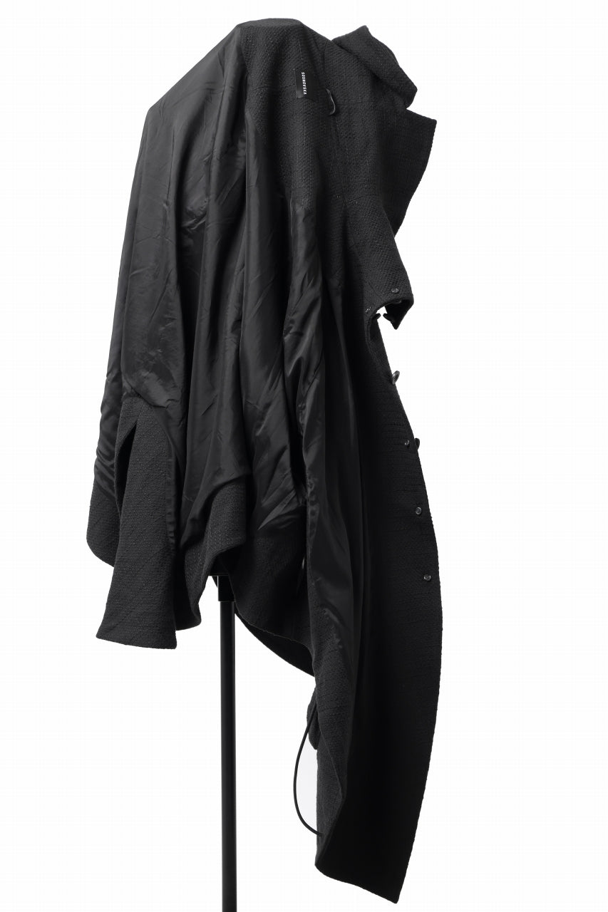 画像をギャラリービューアに読み込む, SOSNOVSKA VOLUMETRIC CAPE COAT (BLACK)