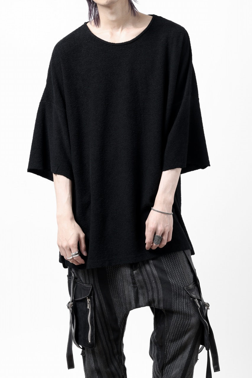 Load image into Gallery viewer, ISAMU KATAYAMA BACKLASH RANDOM PILE FABRIC SHORT SLEEVE CUT & SEWN (BLACK)