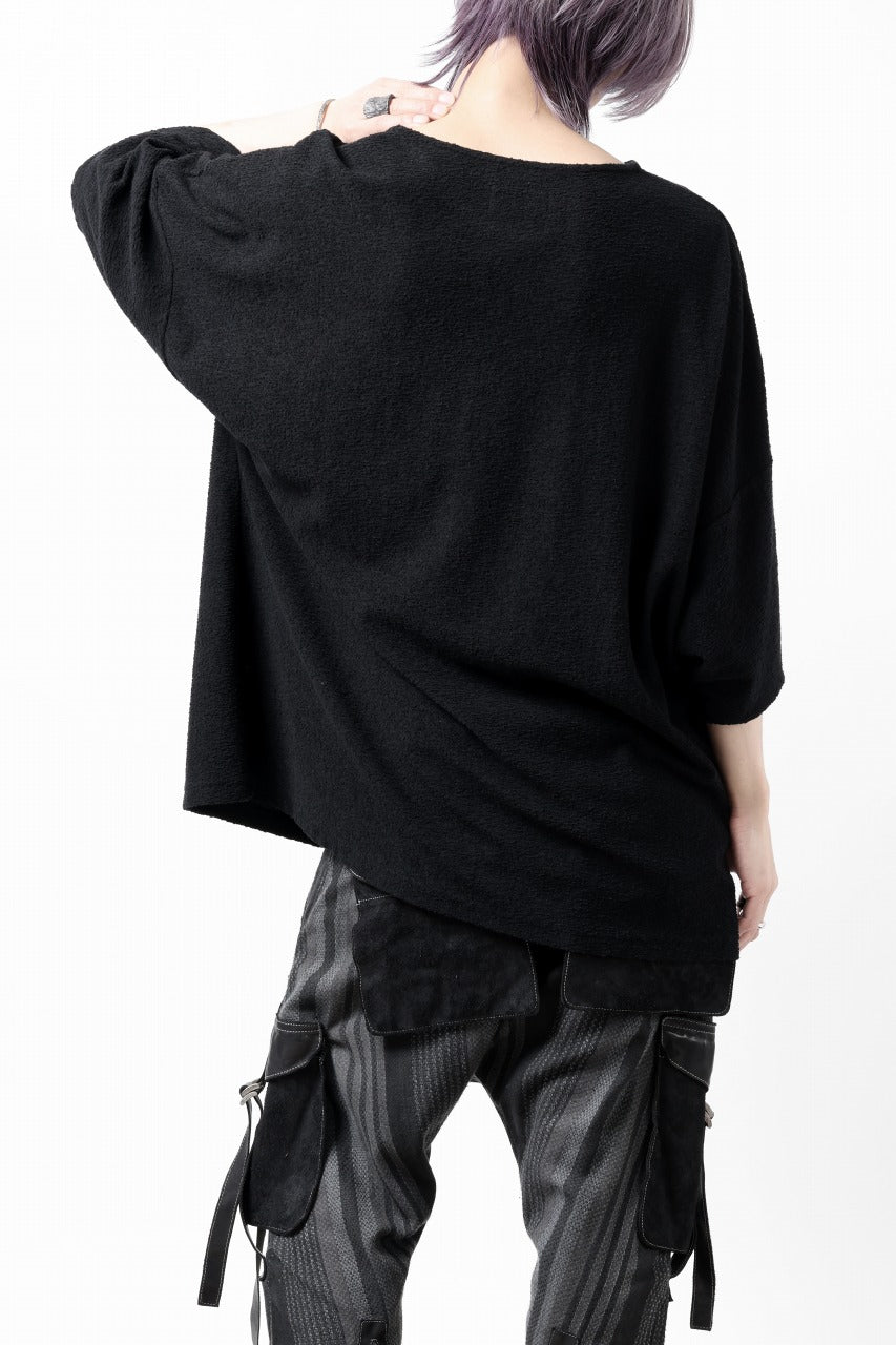 Load image into Gallery viewer, ISAMU KATAYAMA BACKLASH RANDOM PILE FABRIC SHORT SLEEVE CUT & SEWN (BLACK)