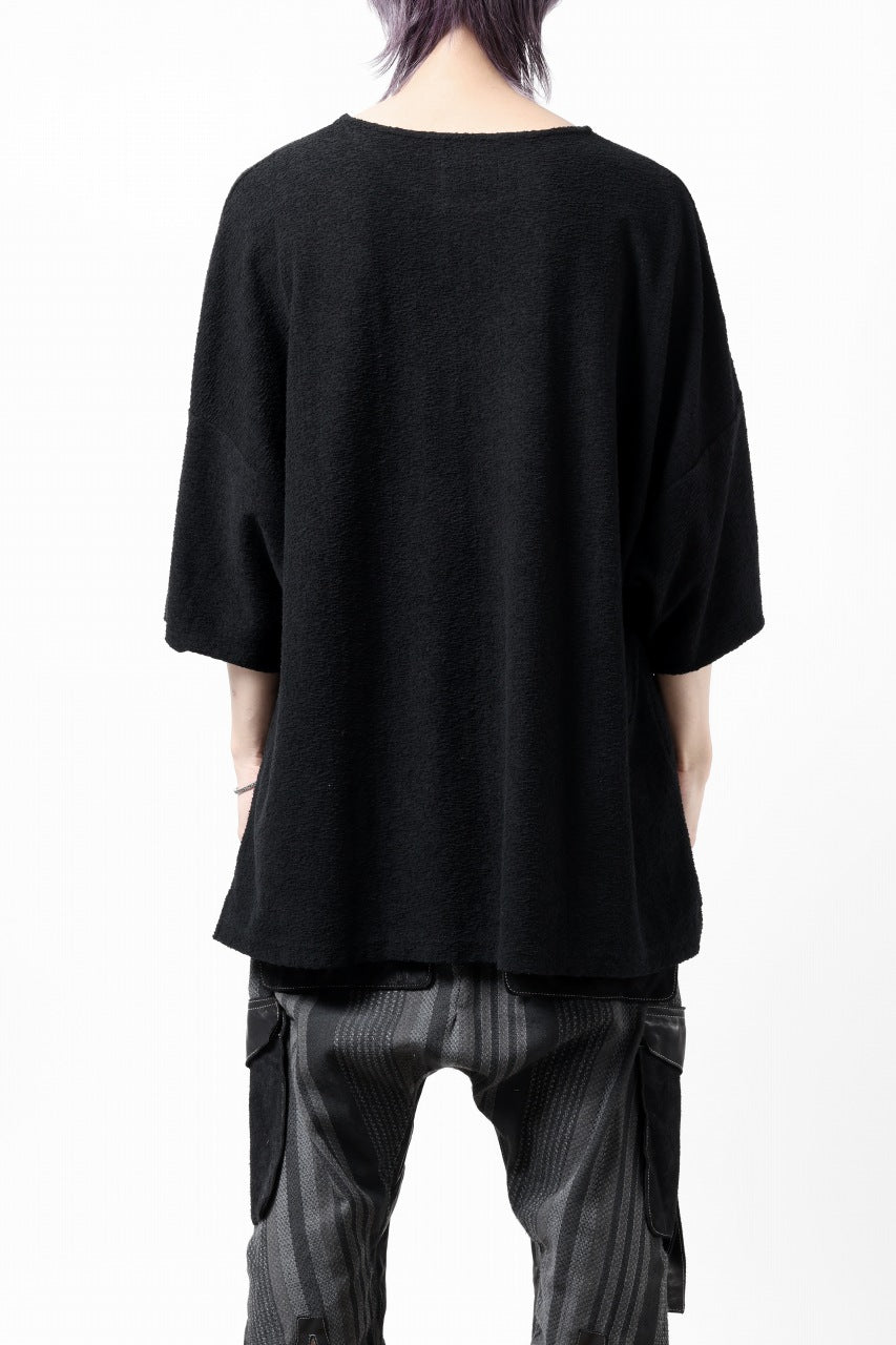Load image into Gallery viewer, ISAMU KATAYAMA BACKLASH RANDOM PILE FABRIC SHORT SLEEVE CUT & SEWN (BLACK)