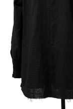 画像をギャラリービューアに読み込む, Aleksandr Manamis Tuck-Up Sleeve Shirt / CHECK & STRIPE (BLACK)