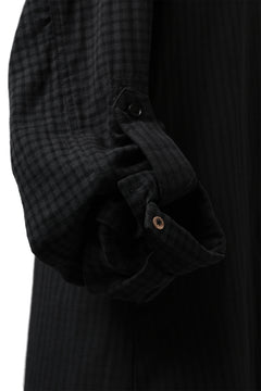 画像をギャラリービューアに読み込む, Aleksandr Manamis Tuck-Up Sleeve Shirt / CHECK & STRIPE (BLACK)