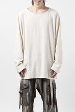 Load image into Gallery viewer, ISAMU KATAYAMA BACKLASH RANDOM PILE FABRIC LONG SLEEVE CUT & SEWN (BEIGE)