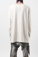Load image into Gallery viewer, ISAMU KATAYAMA BACKLASH RANDOM PILE FABRIC LONG SLEEVE CUT & SEWN (BEIGE)