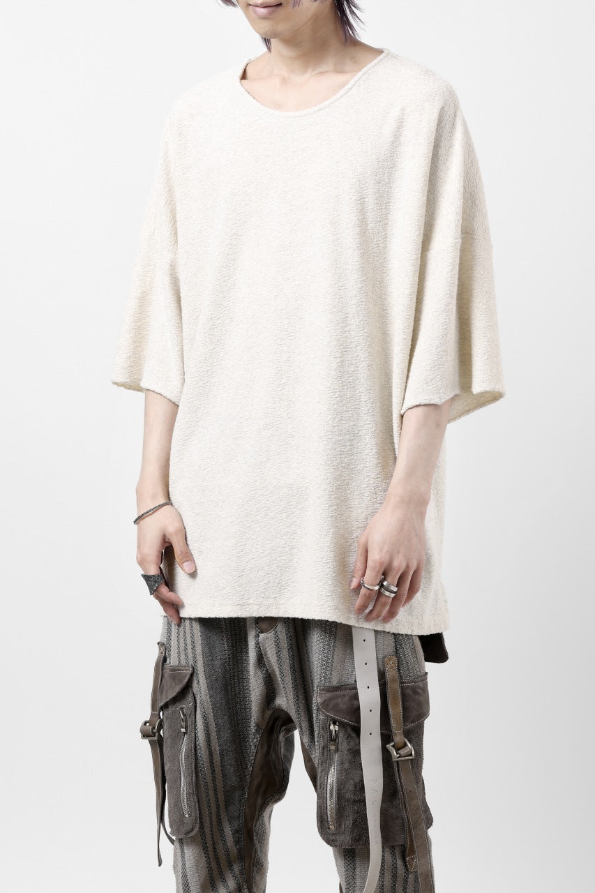 Load image into Gallery viewer, ISAMU KATAYAMA BACKLASH RANDOM PILE FABRIC SHORT SLEEVE CUT & SEWN (BEIGE)