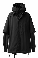 画像をギャラリービューアに読み込む, Y's....  HOODY LAYERED SHIRT ZIP BLOUSON / STRETCH TASSAH (BLACK)