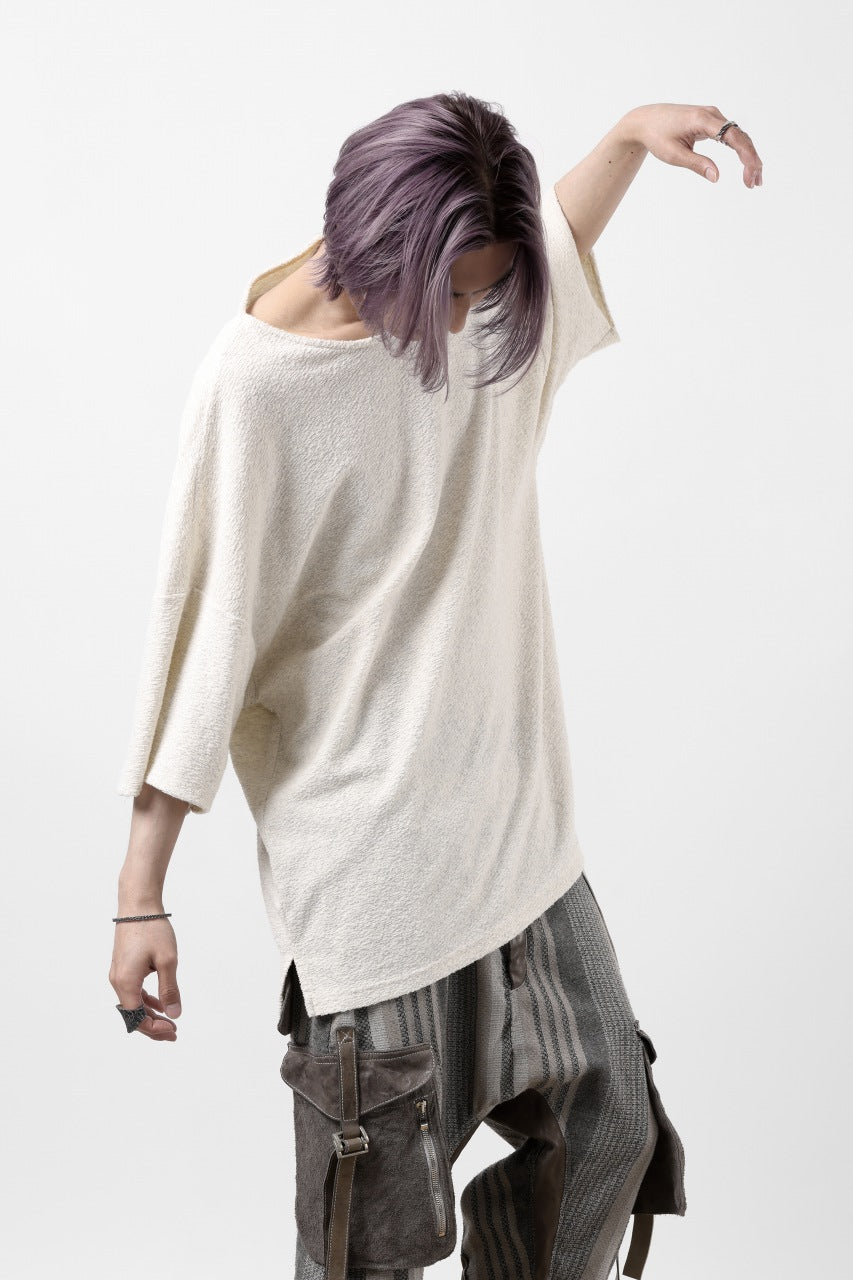 Load image into Gallery viewer, ISAMU KATAYAMA BACKLASH RANDOM PILE FABRIC SHORT SLEEVE CUT & SEWN (BEIGE)
