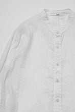 Load image into Gallery viewer, daub STRIPE LONG SHIRT / WASHED SOFT TWILL (WHITE)