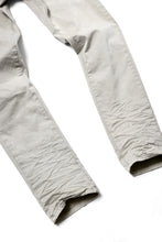 Load image into Gallery viewer, daub ERGONOMIC SKINNY PANTS / DYED STRETCH LIGHT COTTON (SAND)