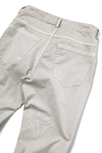 Load image into Gallery viewer, daub ERGONOMIC SKINNY PANTS / DYED STRETCH LIGHT COTTON (SAND)