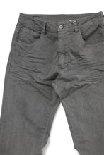 Load image into Gallery viewer, daub ERGONOMIC SKINNY PANTS / COLD DYED LIGHT TWILL (GREY)
