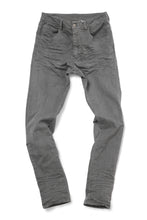 Load image into Gallery viewer, daub ERGONOMIC SKINNY PANTS / COLD DYED LIGHT TWILL (GREY)