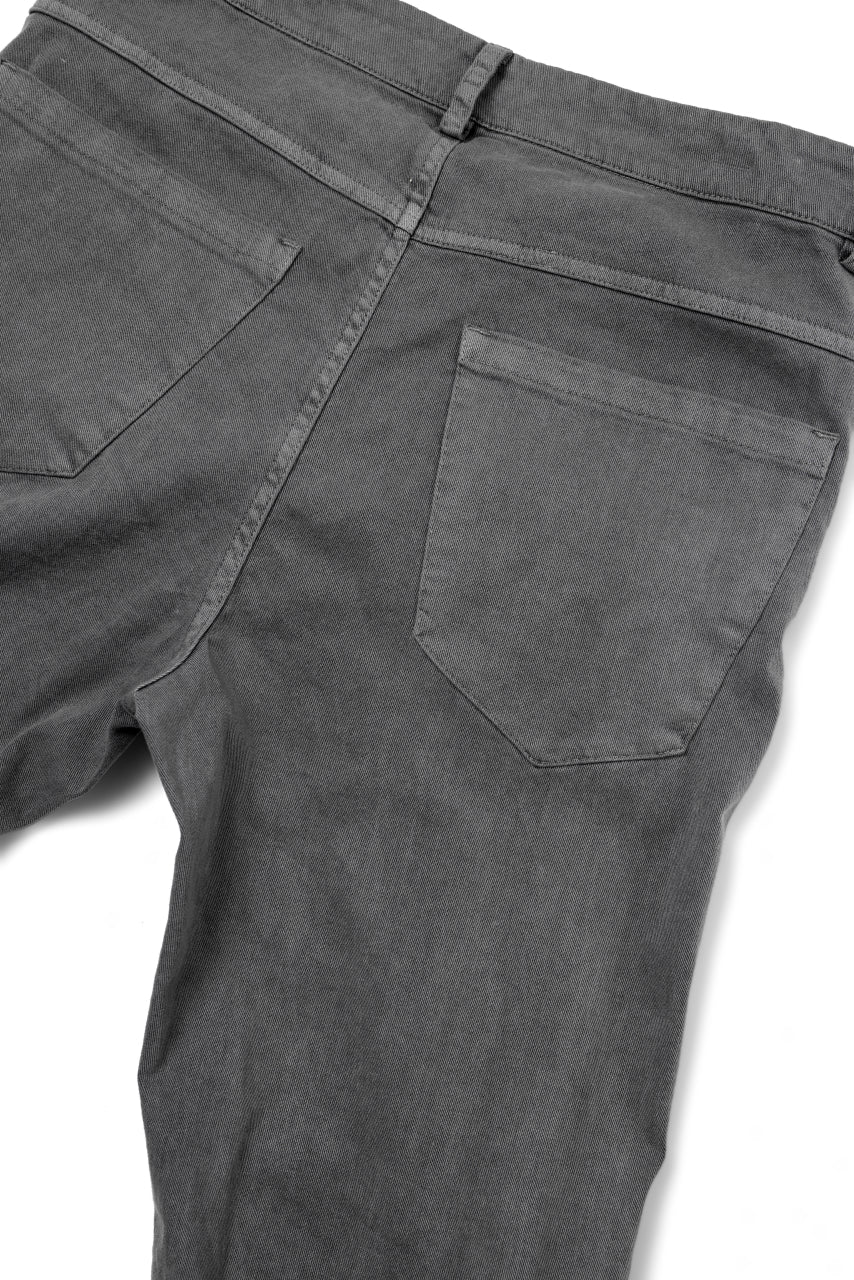 Load image into Gallery viewer, daub ERGONOMIC SKINNY PANTS / COLD DYED LIGHT TWILL (GREY)