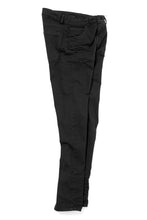 Load image into Gallery viewer, daub ERGONOMIC SKINNY PANTS / DYED LIGHT TWILL (BLACK)