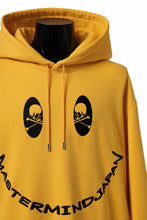 Load image into Gallery viewer, mastermind JAPAN SWEAT HOODIE / FACE LOGO (YELLOW)
