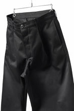 画像をギャラリービューアに読み込む, ISAMU KATAYAMA BACKLASH TUCK WIDE PANTS / HIGH DENSITY CHINO CLOTH (BLACK)