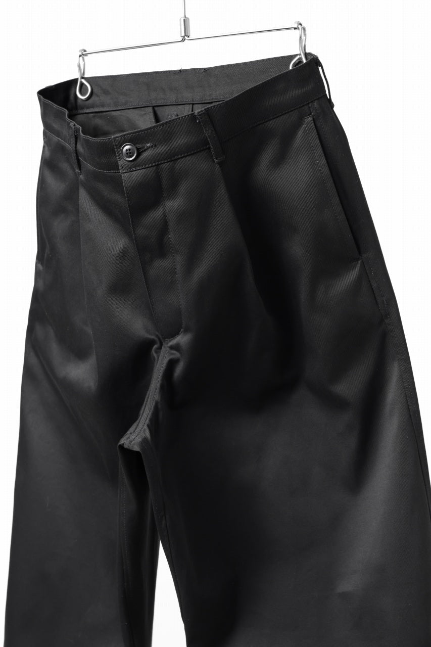 画像をギャラリービューアに読み込む, ISAMU KATAYAMA BACKLASH TUCK WIDE PANTS / HIGH DENSITY CHINO CLOTH (BLACK)