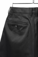 画像をギャラリービューアに読み込む, ISAMU KATAYAMA BACKLASH TUCK WIDE PANTS / HIGH DENSITY CHINO CLOTH (BLACK)