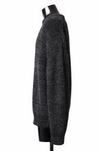 Load image into Gallery viewer, CAPERTICA HEAVY KNIT SWEATER TOP / BABY ALPACA (MIX BLACK)