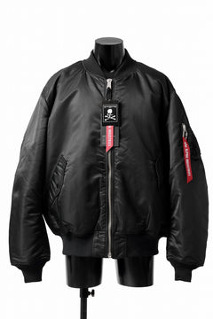 画像をギャラリービューアに読み込む, mastermind WORLD x ALPHA INDUSTRIES RIVERSIBLE MA-1 JACKET - CRAZY PANELED (BLACK)