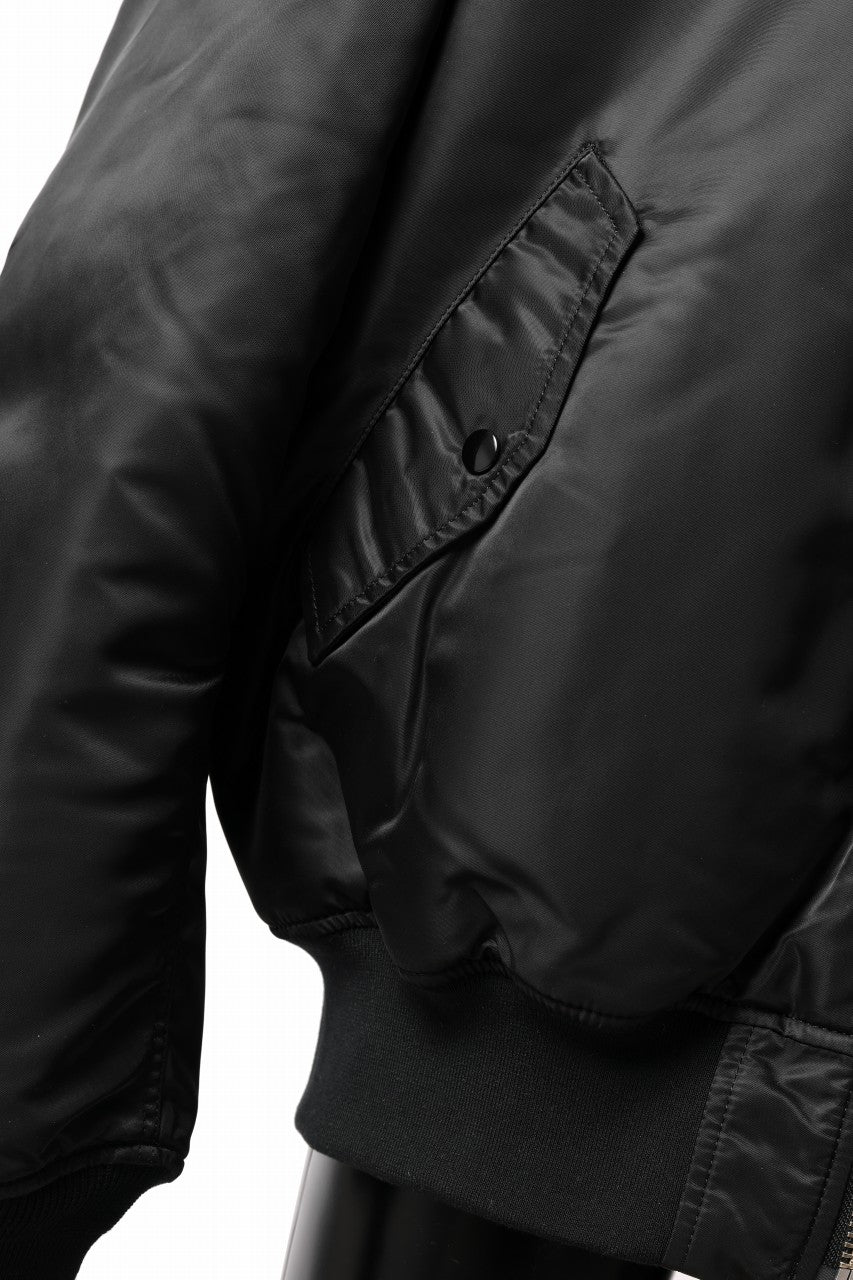 画像をギャラリービューアに読み込む, mastermind WORLD x ALPHA INDUSTRIES RIVERSIBLE MA-1 JACKET - CRAZY PANELED (BLACK)