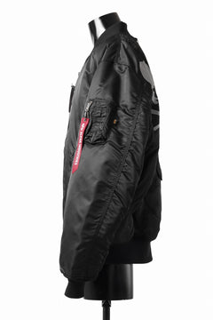 画像をギャラリービューアに読み込む, mastermind WORLD x ALPHA INDUSTRIES RIVERSIBLE MA-1 JACKET - CRAZY PANELED (BLACK)